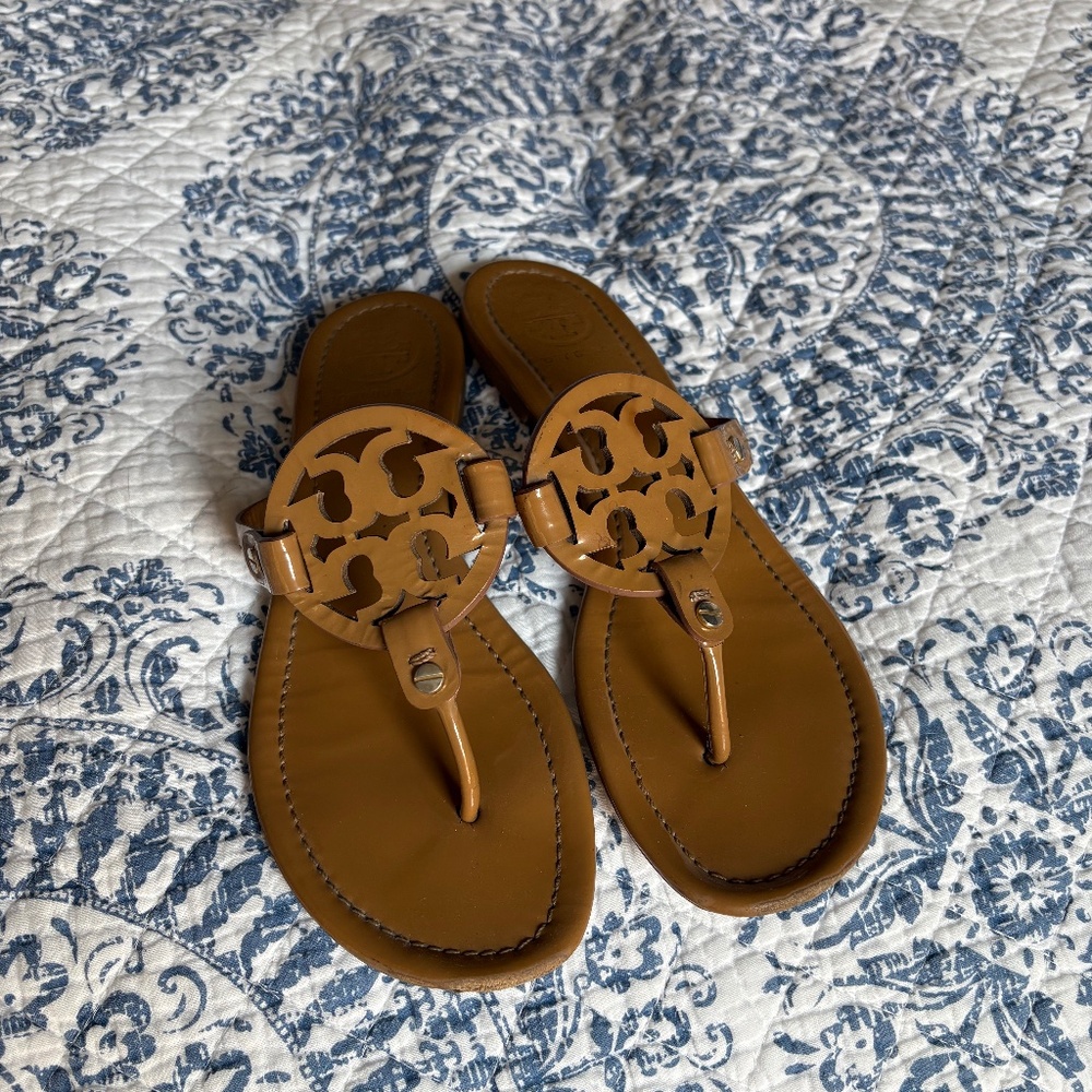 Tory Burch Miller Patent Sandals - Size 8 Tan